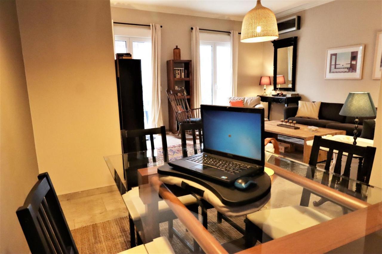 Apartamento Amazing Penthouse In Ambelokipi Atenas Exterior foto