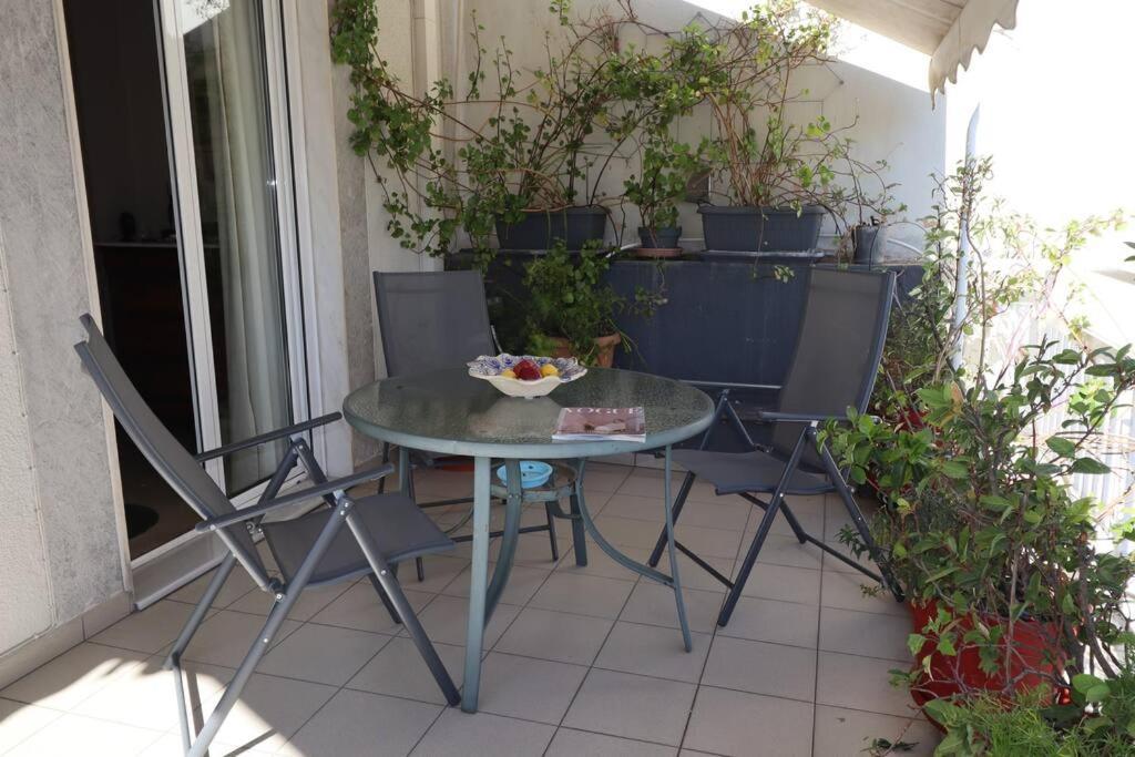 Apartamento Amazing Penthouse In Ambelokipi Atenas Exterior foto